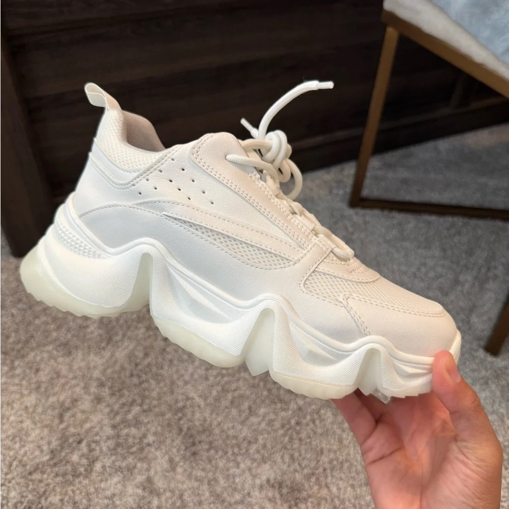 Steve Madden City Souls / K-Pop Demon Hunters - 8.5 - Picture 2 of 5
